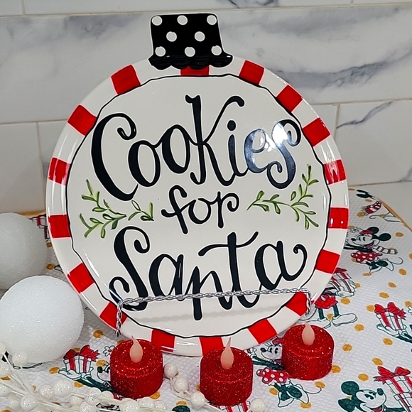 Cookie and milk bottle for Santa - Picture 2 of 7